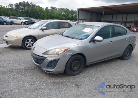 2011 Mazda Mazda3 I Sport z USA, uszkodzony, nr VIN JM1BL1UG9B1440342